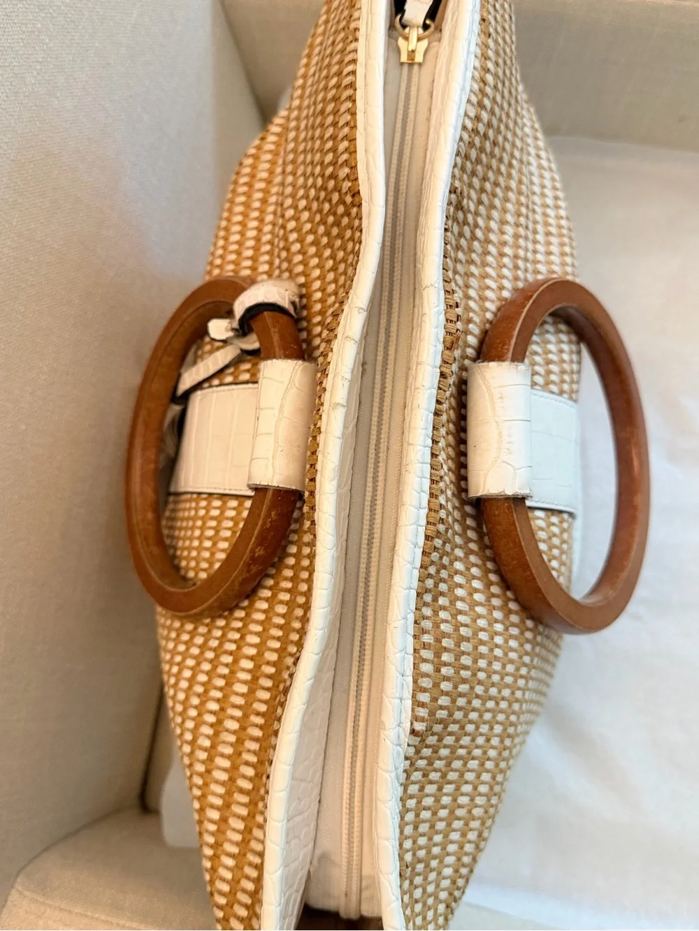 N/A chic coastal